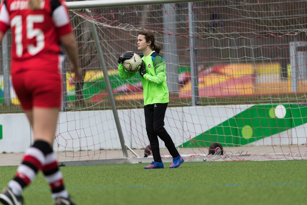 Bild 321 - wCJ Altona 2 - VfL Pinneberg : Ergebnis: 2:7